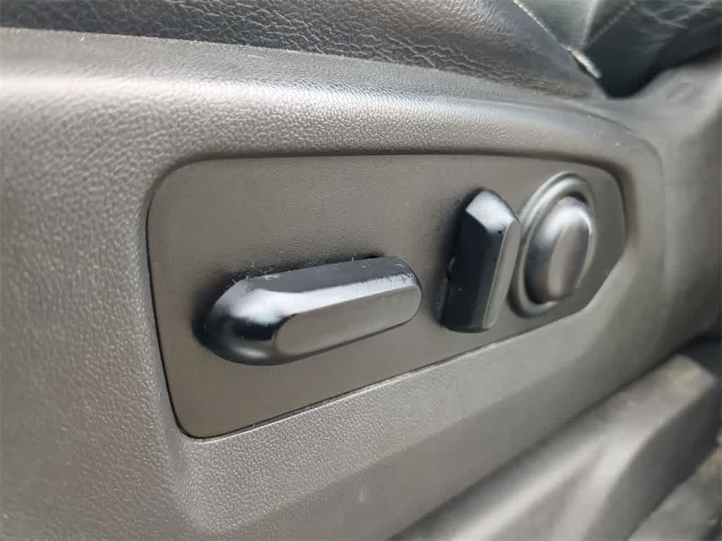 Thumbnail: 2021 Chevrolet Silverado 1500 - 18