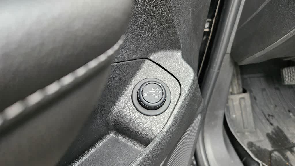 Thumbnail: 2022 GMC Terrain - 11