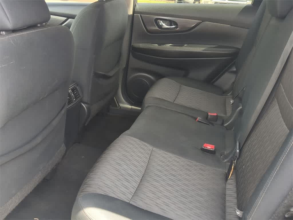 2018 Nissan Rogue SV 20