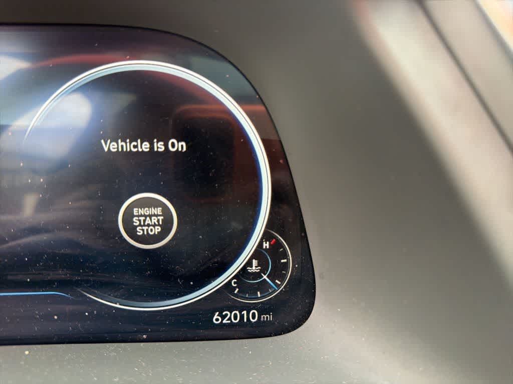 Thumbnail: 2023 Hyundai Sonata - 2