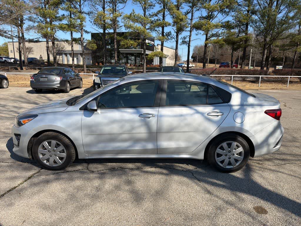 Thumbnail: 2023 Kia Rio - 5