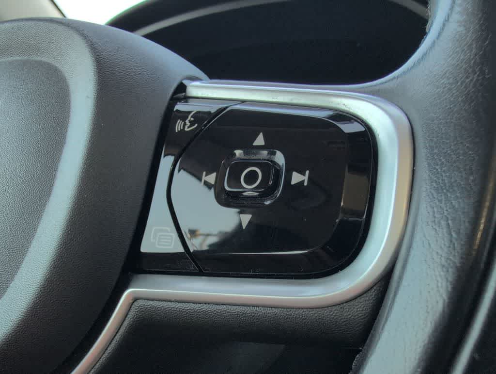 Thumbnail: 2020 Volvo S60 - 26