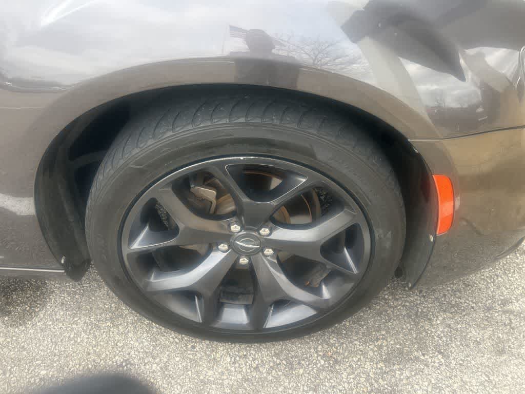 Thumbnail: 2021 Chrysler 300 - 12