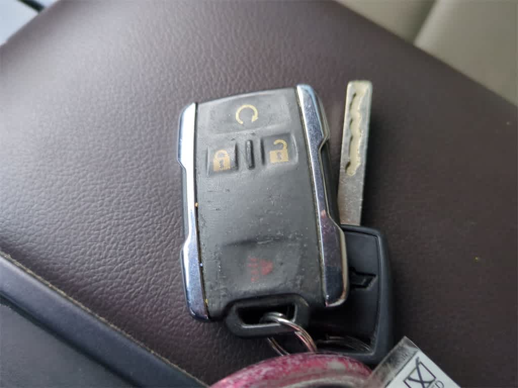 Thumbnail: 2014 Chevrolet Silverado 1500 - 36