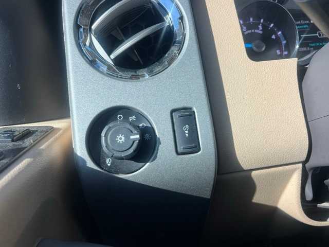 Thumbnail: 2016 Ford F-250 - 28