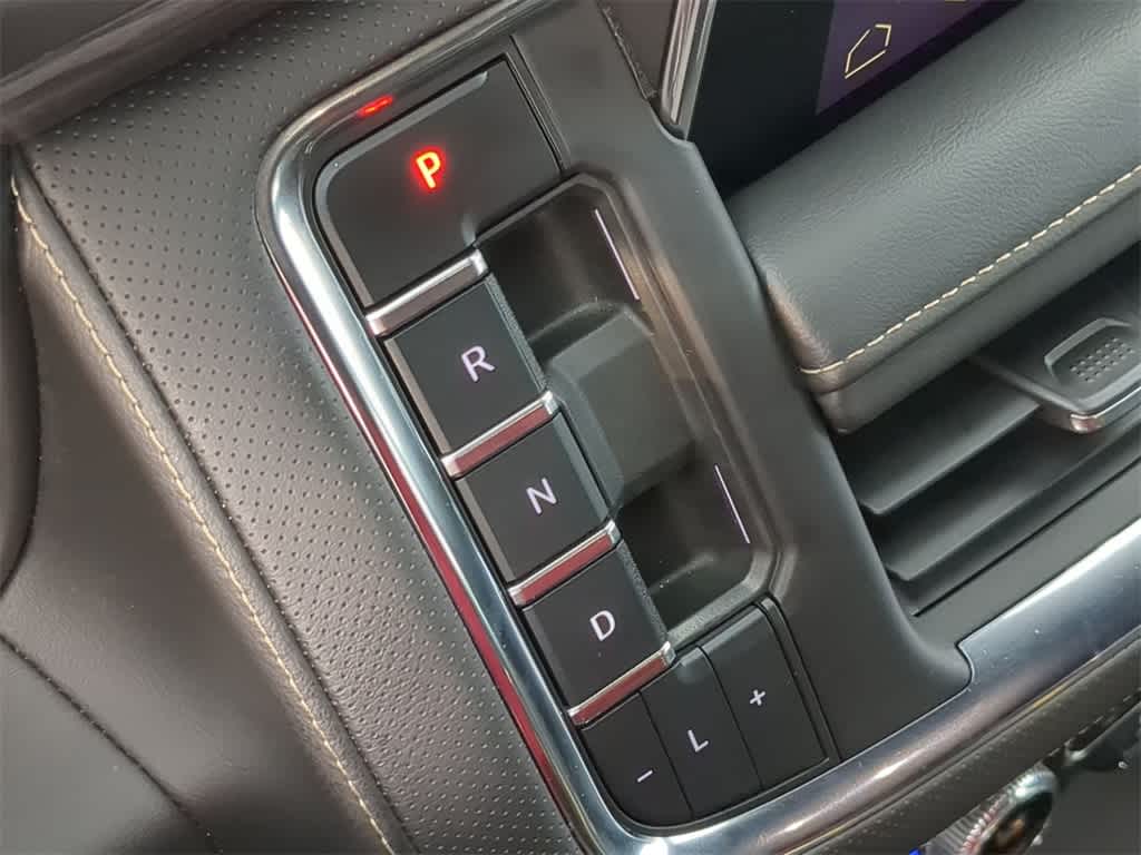 Thumbnail: 2022 GMC Yukon - 34