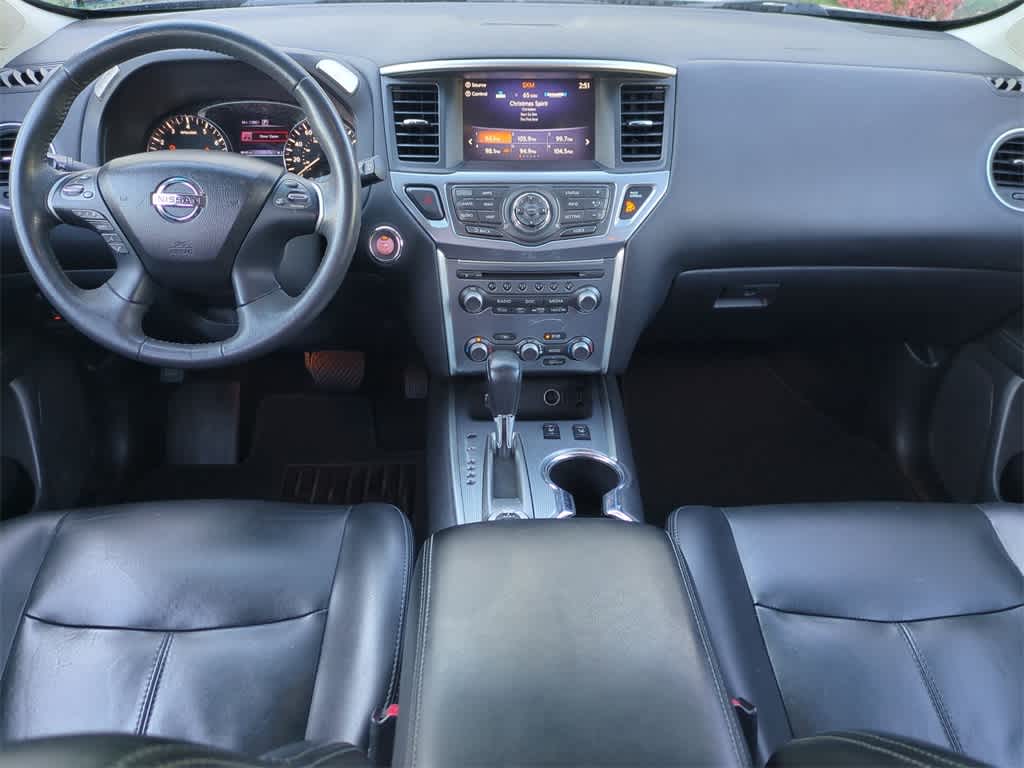 Thumbnail: 2017 Nissan Pathfinder - 16