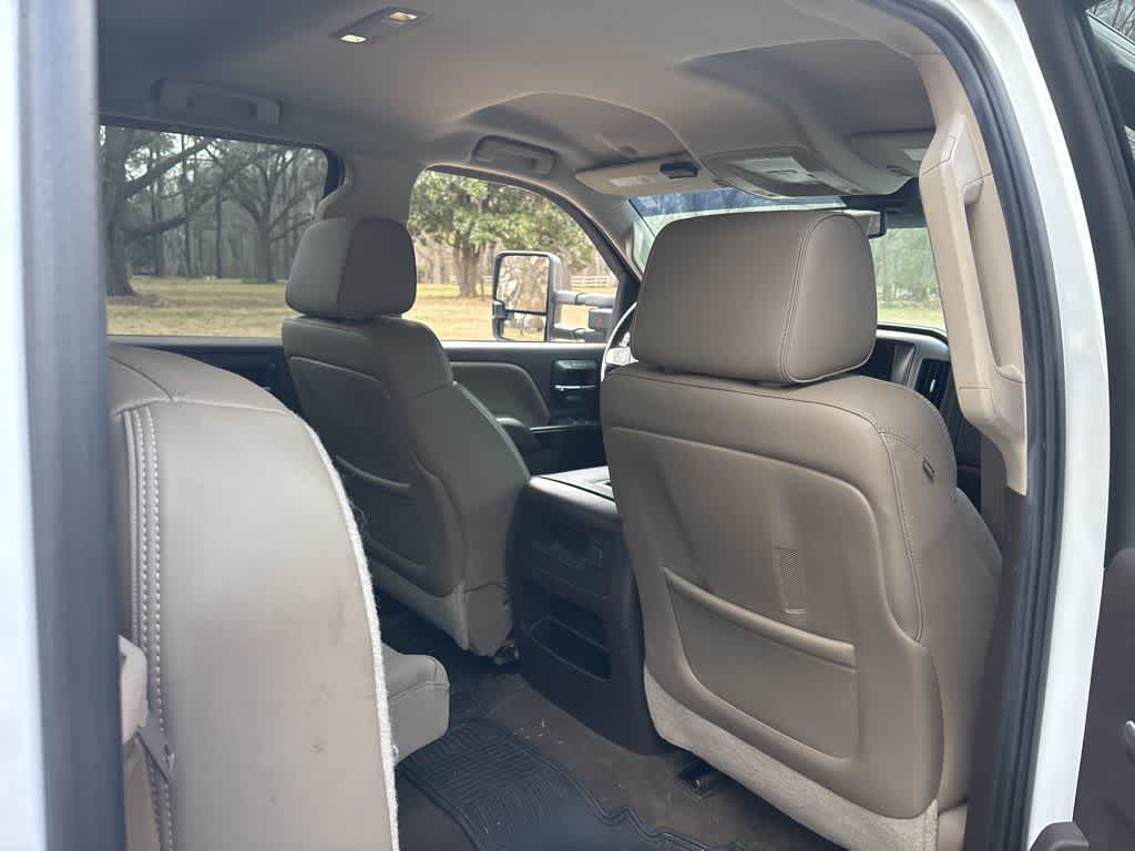 Thumbnail: 2015 GMC Sierra 3500 - 16