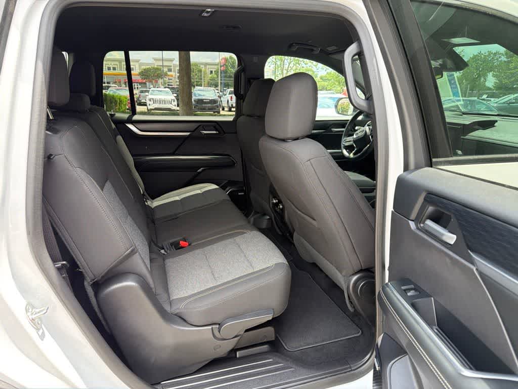 Thumbnail: 2025 GMC Acadia - 11