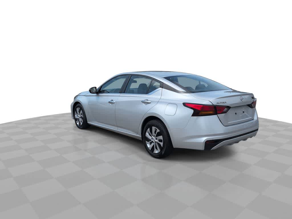Thumbnail: 2024 Nissan Altima - 5