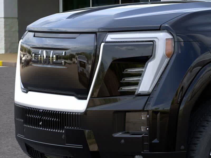 2025 GMC Sierra EV Denali 13