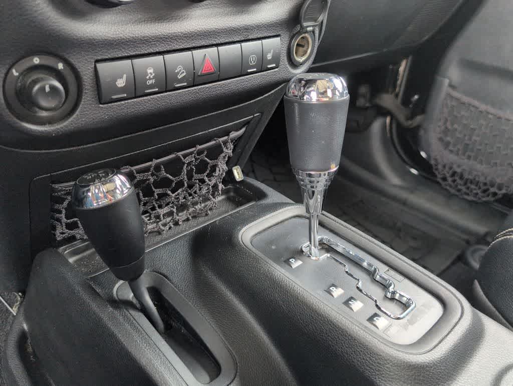 Thumbnail: 2017 Jeep Wrangler - 31