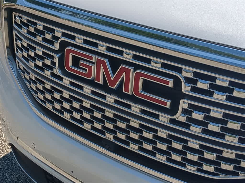 Thumbnail: 2017 GMC Acadia - 12