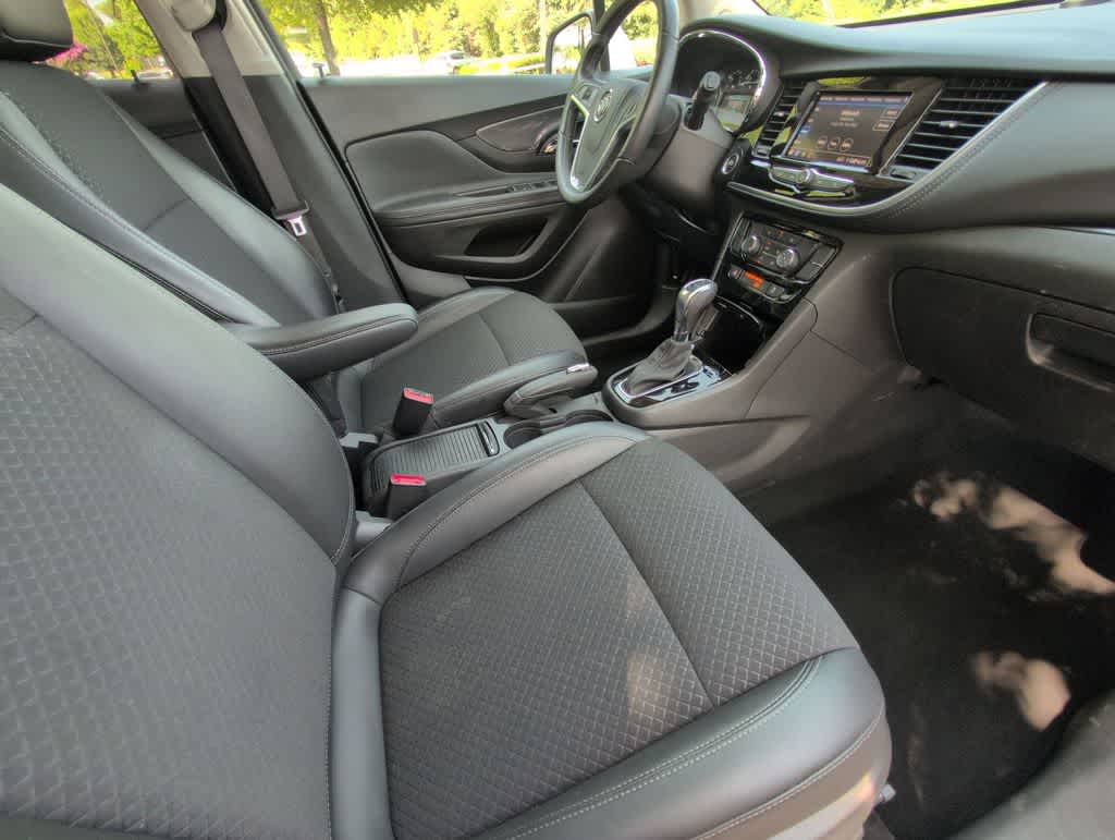 Thumbnail: 2022 Buick Encore - 21