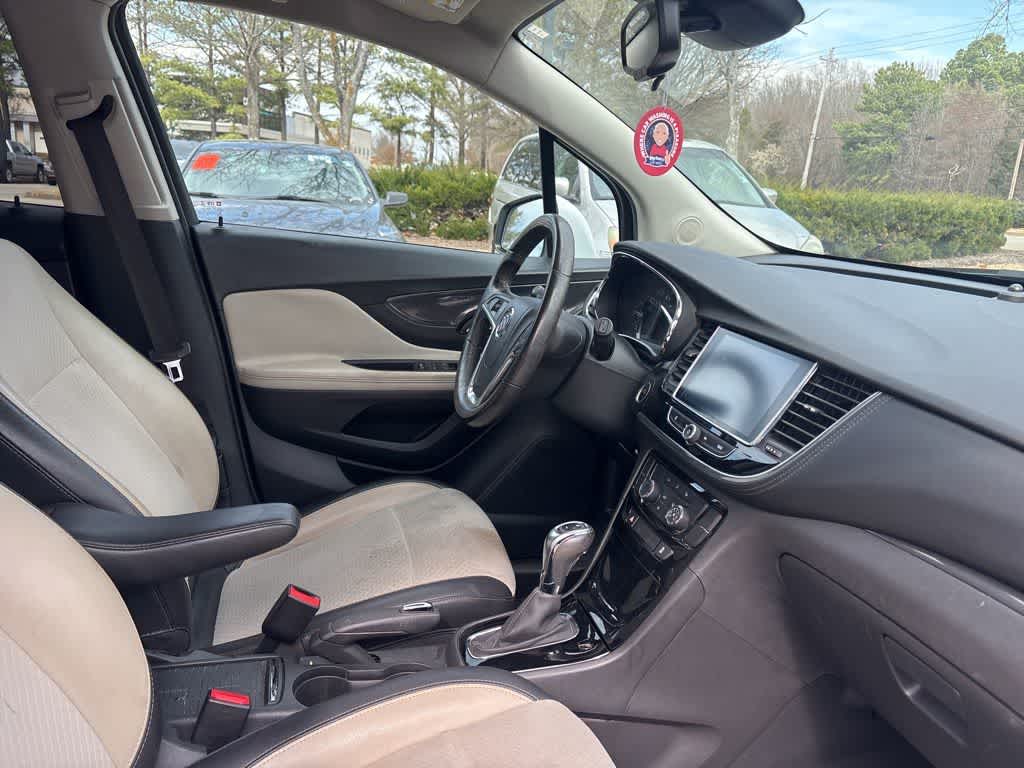 Thumbnail: 2018 Buick Encore - 14