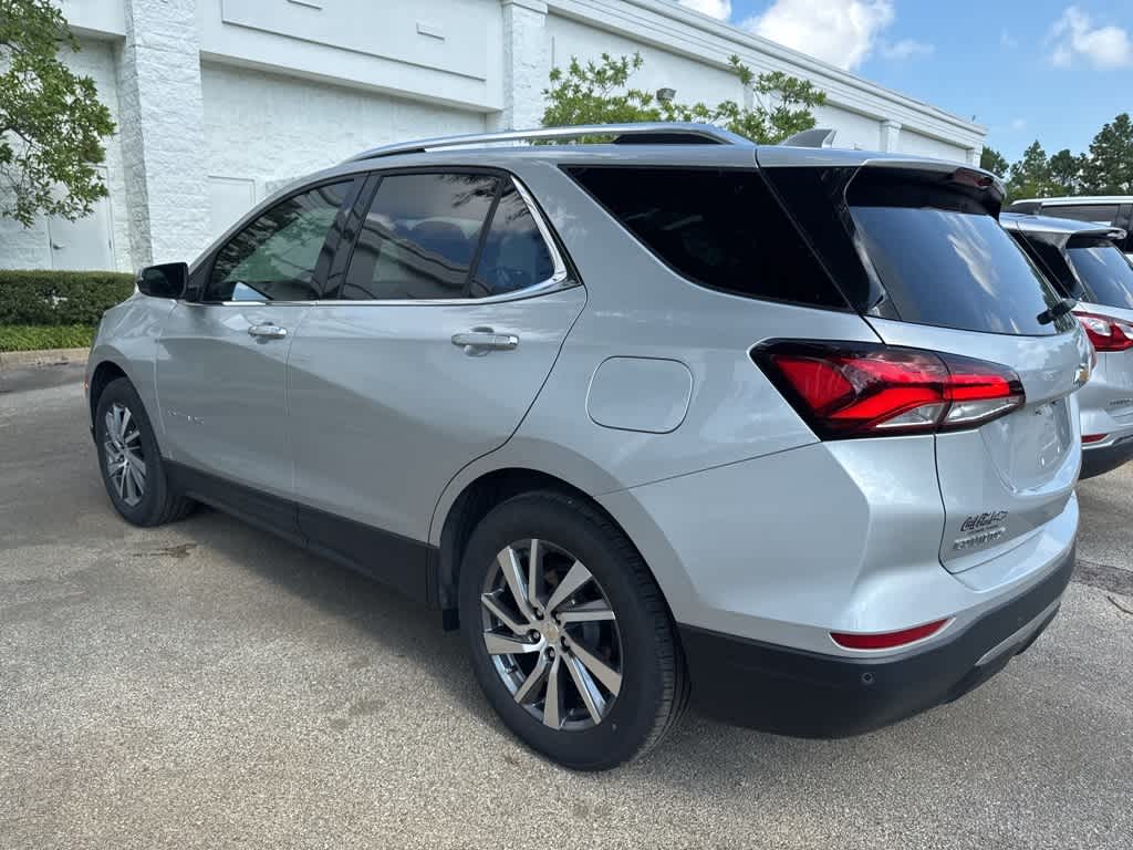 Thumbnail: 2022 Chevrolet Equinox - 9