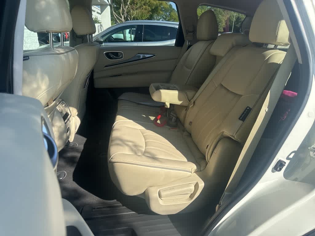Thumbnail: 2019 INFINITI QX60 - 4