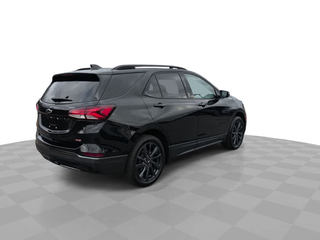 Thumbnail: 2022 Chevrolet Equinox - 8