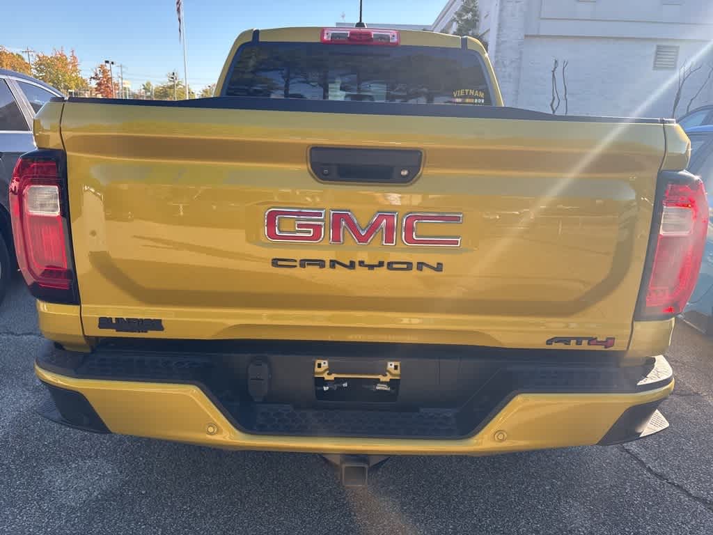 Thumbnail: 2023 GMC Canyon - 12