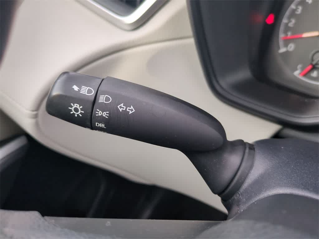 Thumbnail: 2022 Toyota Corolla Cross - 25