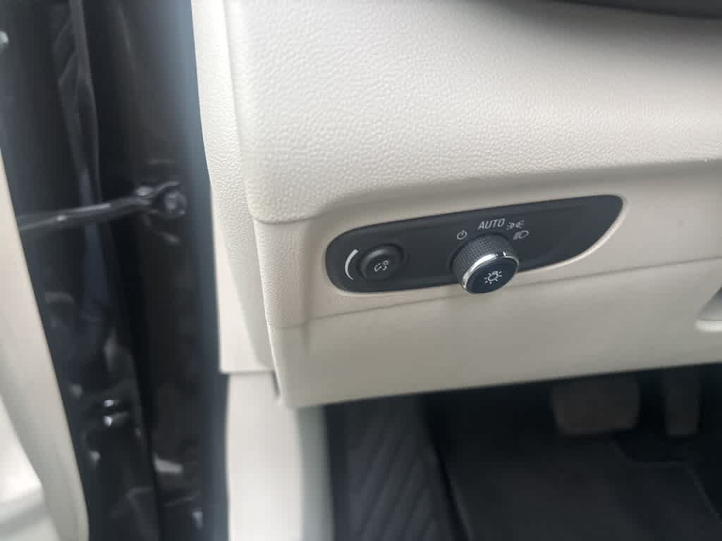 Thumbnail: 2022 Buick Envision - 10