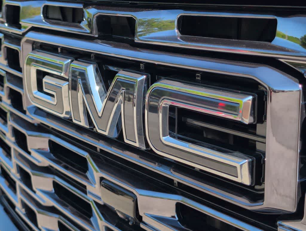 Thumbnail: 2026 GMC Sierra 2500 - 12