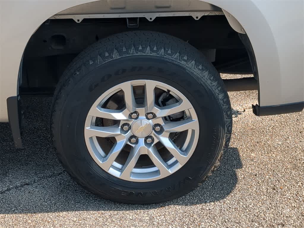 Thumbnail: 2020 Chevrolet Silverado 1500 - 13