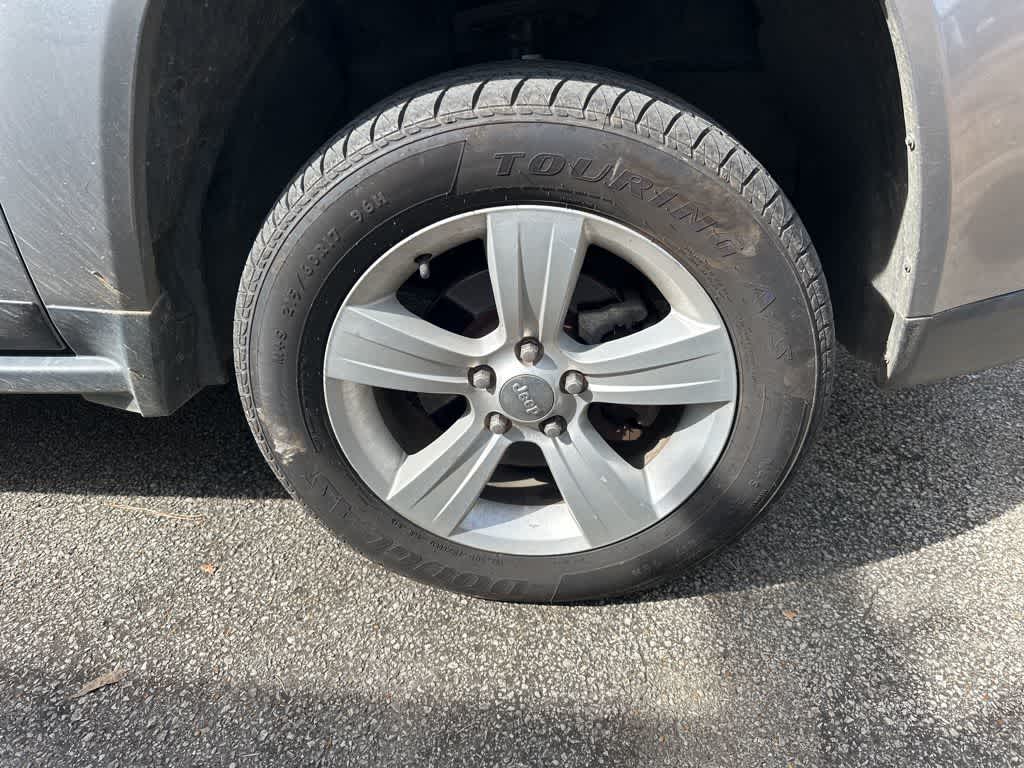 Thumbnail: 2017 Jeep Compass - 15