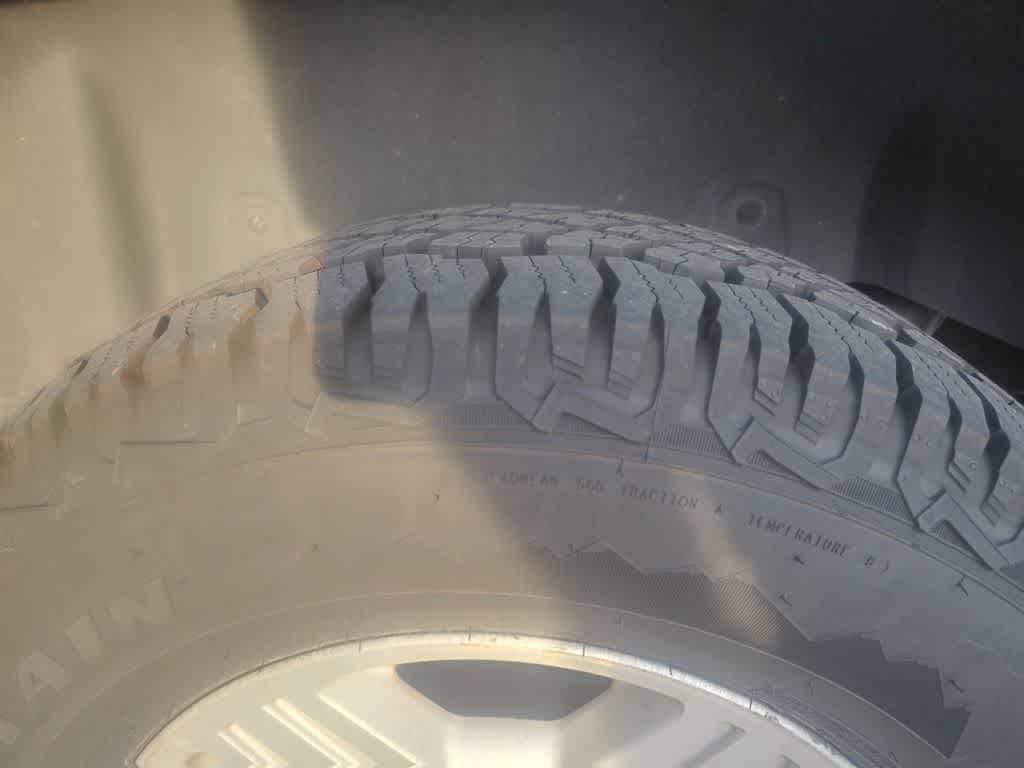 Thumbnail: 2007 Chevrolet Avalanche 1500 - 19