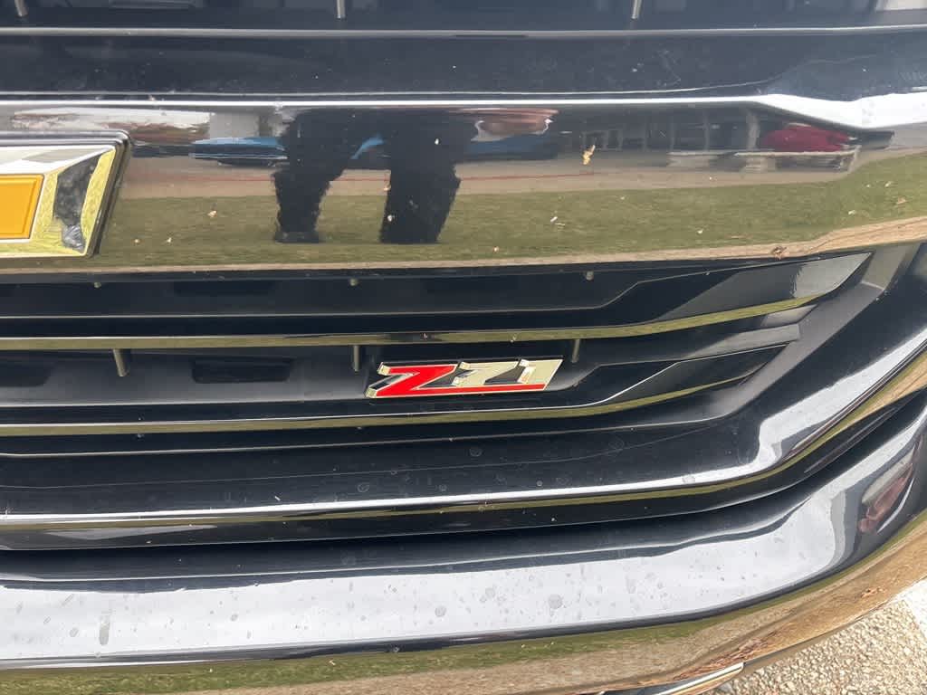 Thumbnail: 2017 Chevrolet Silverado 1500 - 16