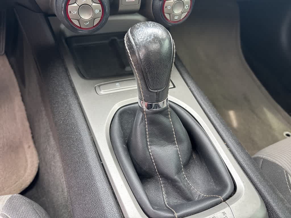 2014 Chevrolet Camaro  11