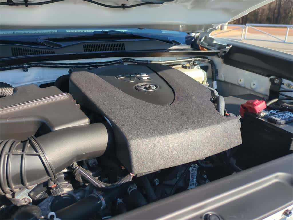 Thumbnail: 2022 Toyota Tacoma - 15