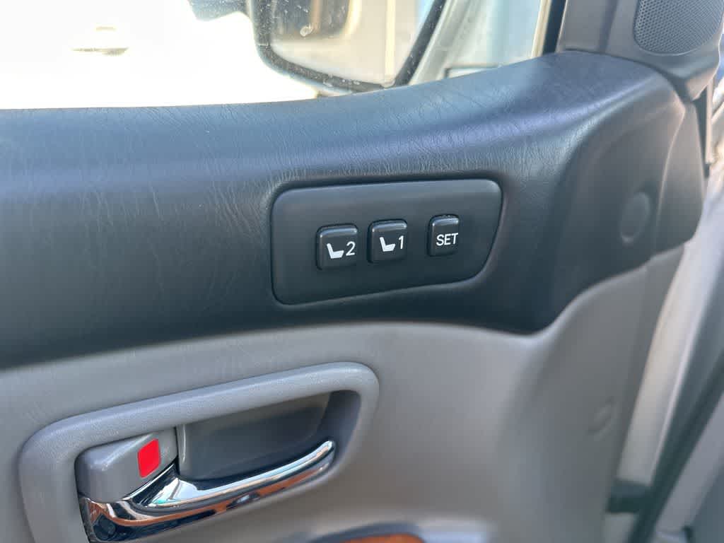 Thumbnail: 2007 Lexus LX - 11