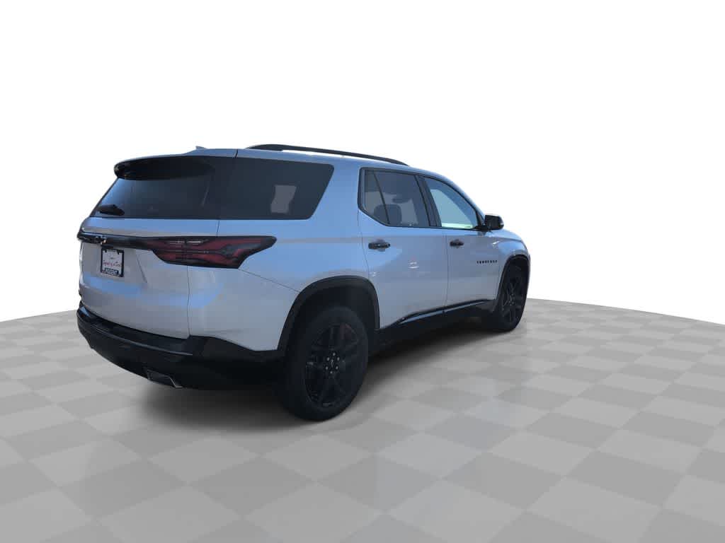 Thumbnail: 2022 Chevrolet Traverse - 8