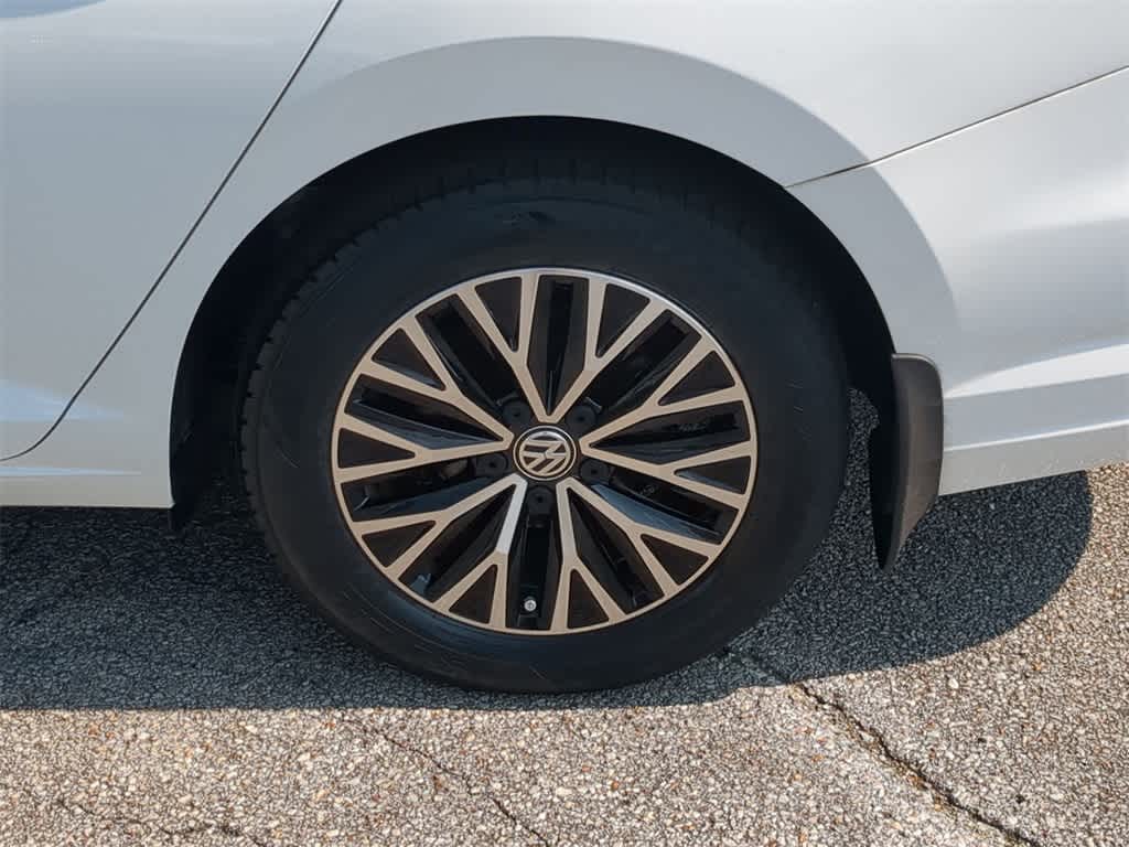 Thumbnail: 2021 Volkswagen Jetta - 13