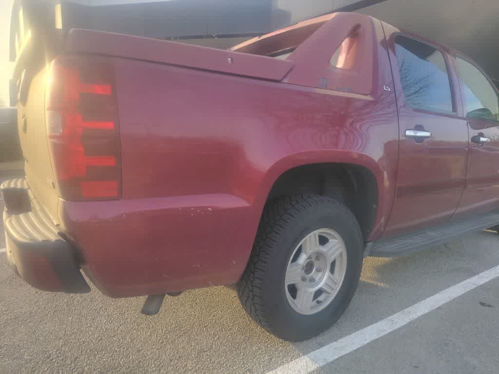 Thumbnail: 2007 Chevrolet Avalanche 1500 - 8
