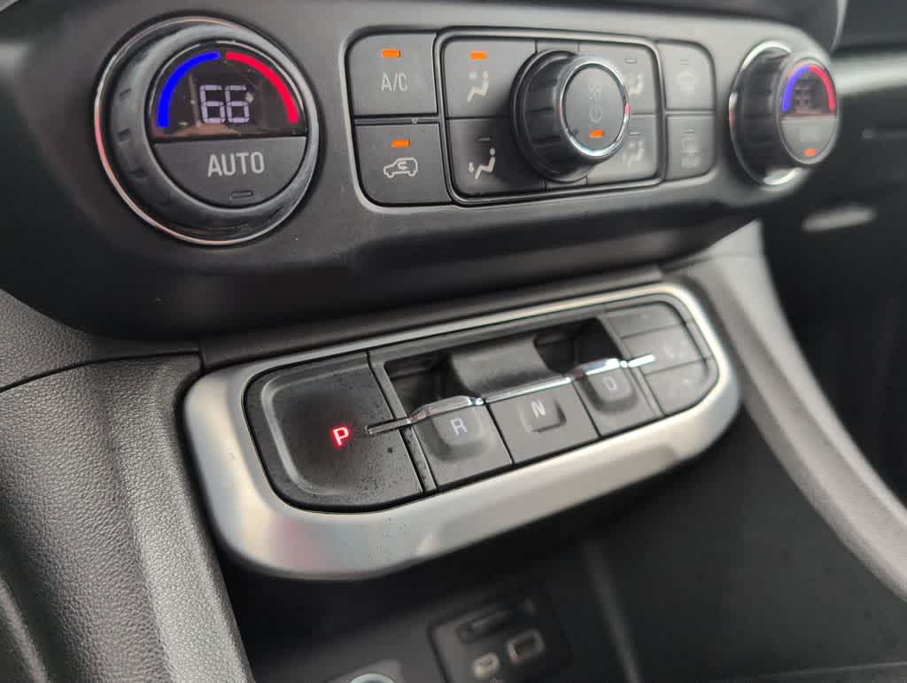 Thumbnail: 2021 GMC Acadia - 32