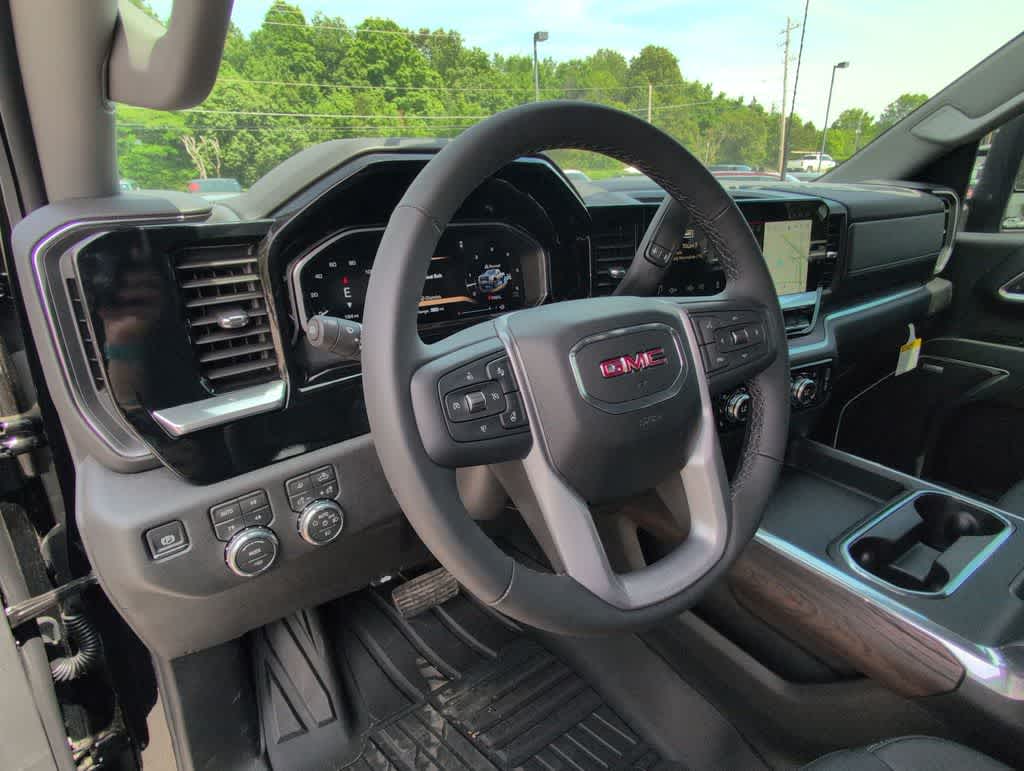 Thumbnail: 2026 GMC Sierra 2500 - 10