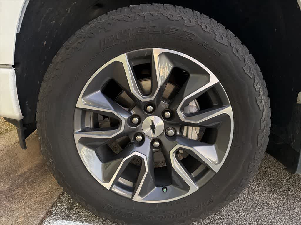 Thumbnail: 2024 Chevrolet Silverado 1500 - 8