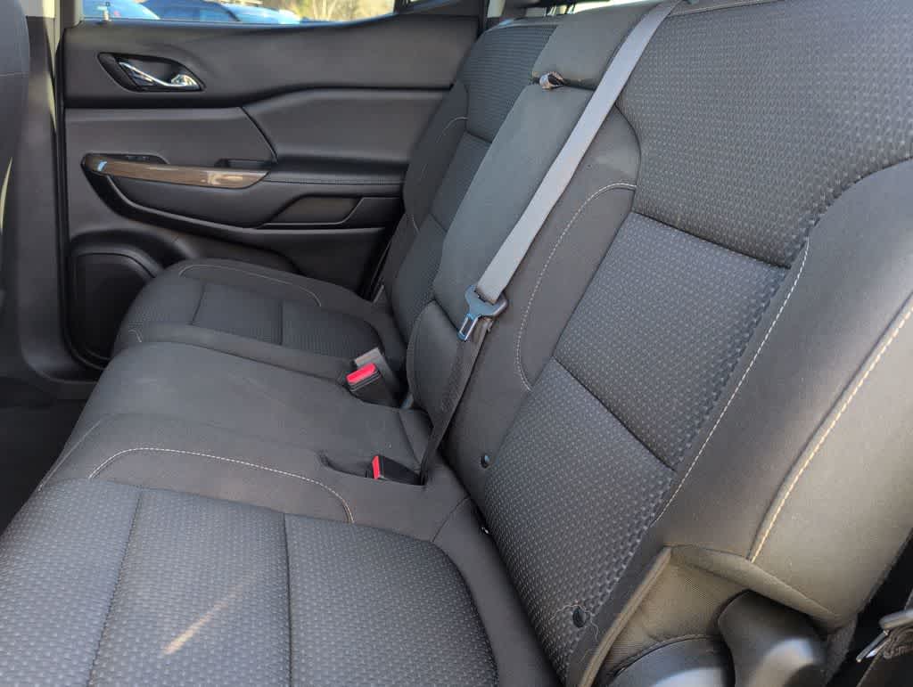 Thumbnail: 2023 GMC Acadia - 19