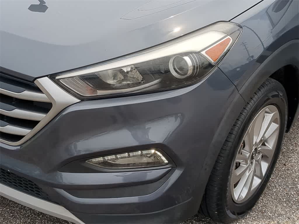 Thumbnail: 2017 Hyundai Tucson - 11