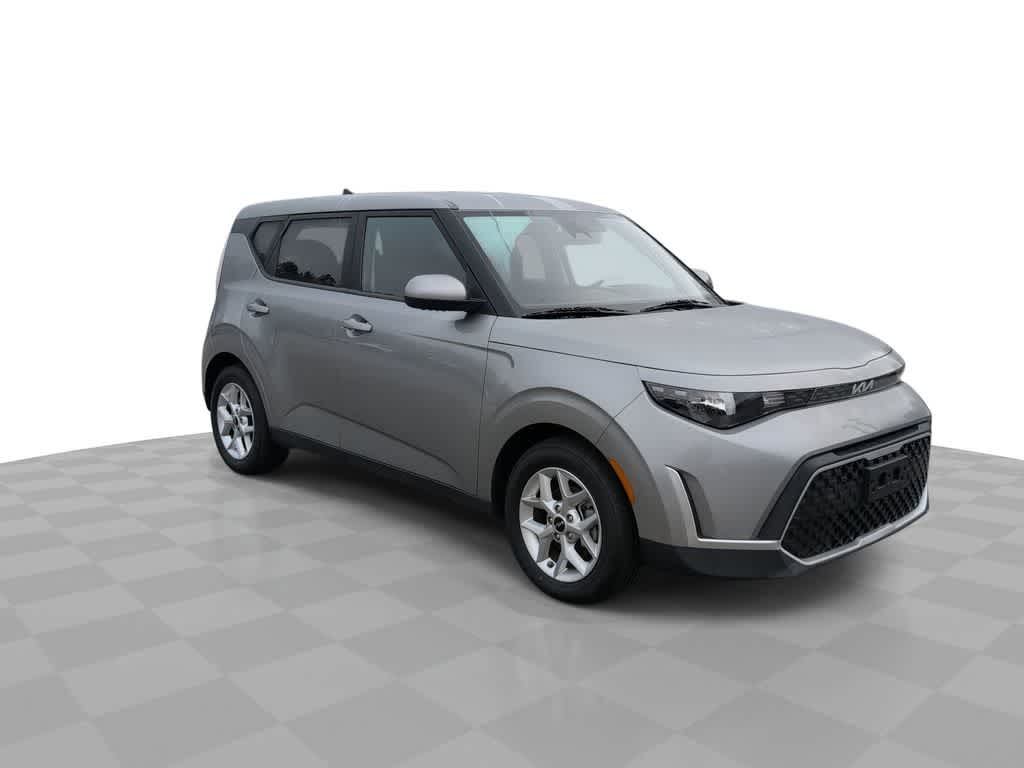 Thumbnail: 2023 Kia Soul - 2