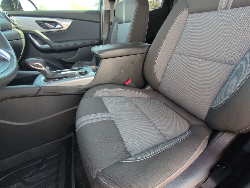 Thumbnail: 2023 Chevrolet Blazer - 16