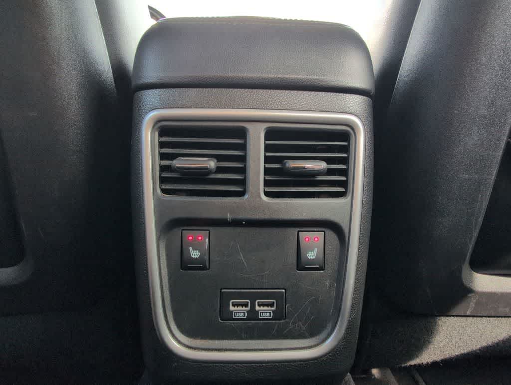 Thumbnail: 2019 Chrysler 300 - 37