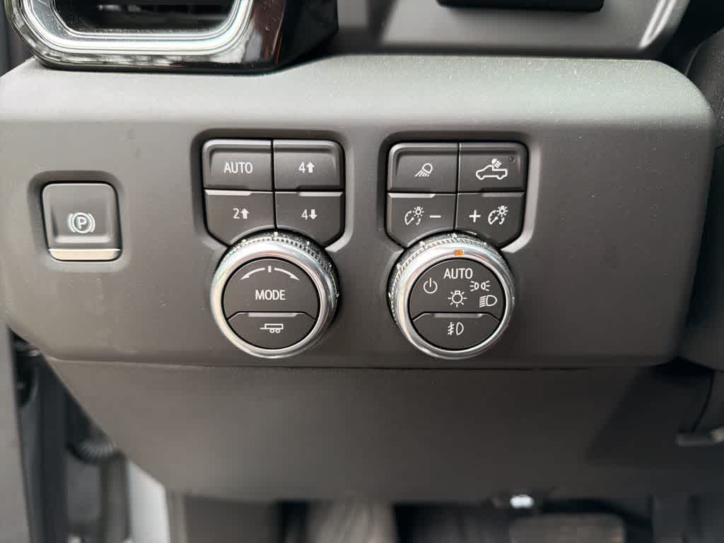 Thumbnail: 2026 GMC Sierra 2500 - 18