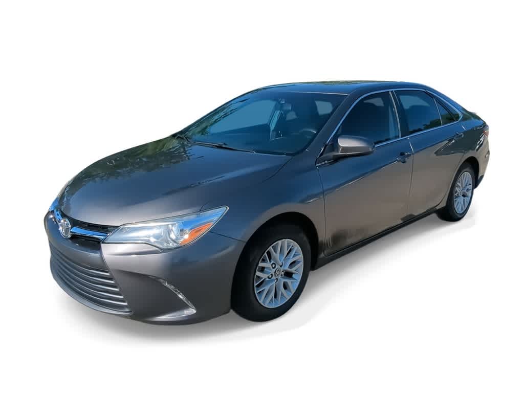 2017 Toyota Camry LE 4