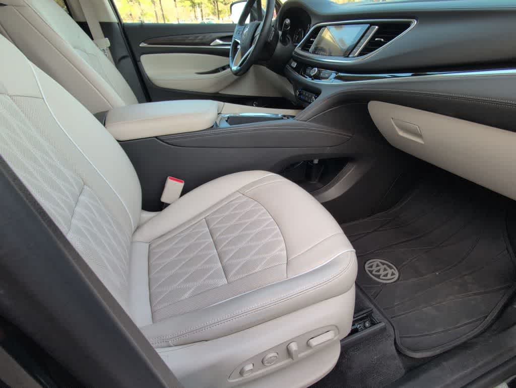 Thumbnail: 2022 Buick Enclave - 22