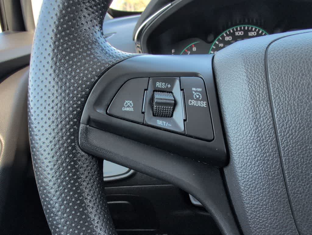 Thumbnail: 2019 Chevrolet Trax - 23