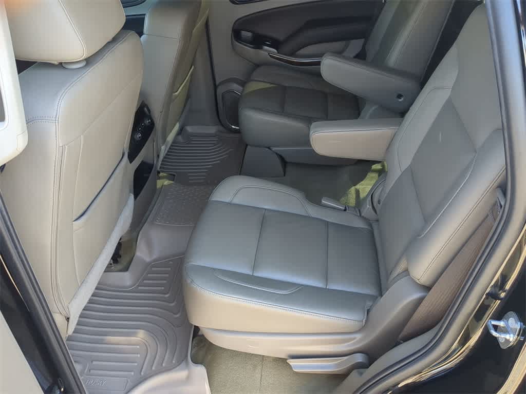 Thumbnail: 2017 Chevrolet Tahoe - 19