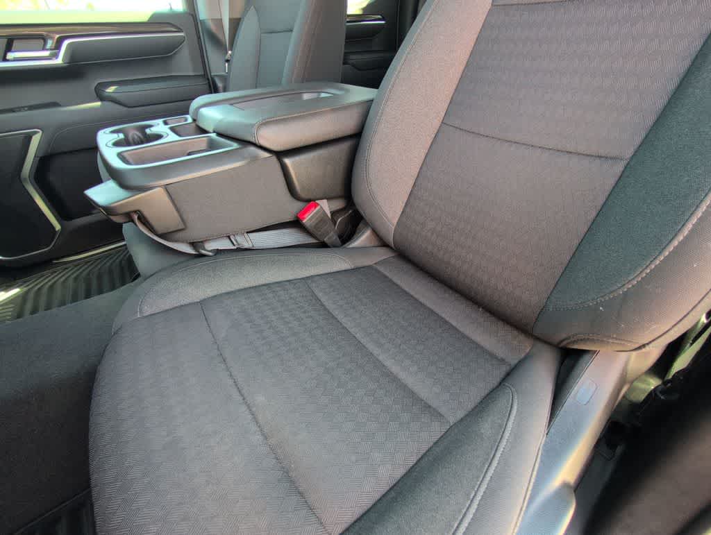 Thumbnail: 2022 Chevrolet Silverado 1500 - 16